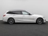 Foto Nummer 5: BMW 330i