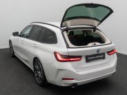 Foto Nummer 13: BMW 330i