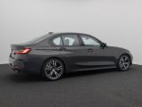 Foto Nummer 6: BMW 330i