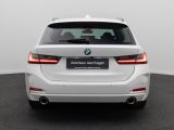 Foto Nummer 8: BMW 330i
