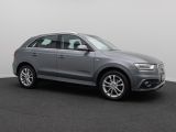 Foto Nummer 4: AUDI Q3