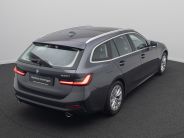 Foto Nummer 7: BMW 330i