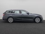 Foto Nummer 5: BMW 330i